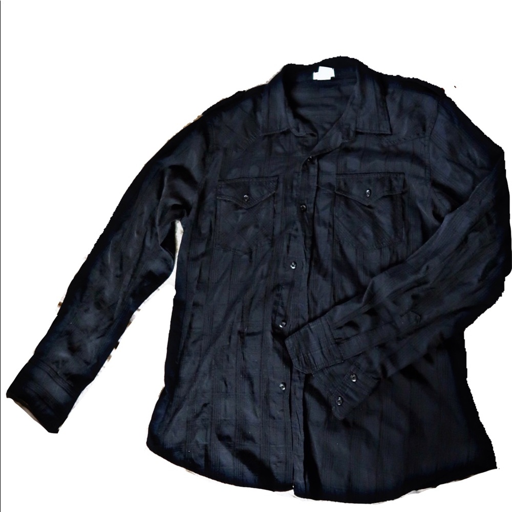 Black button down long sleeve causal shirt.